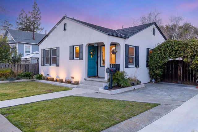$1,350,000 | 1420 D Street, Napa, CA 94559