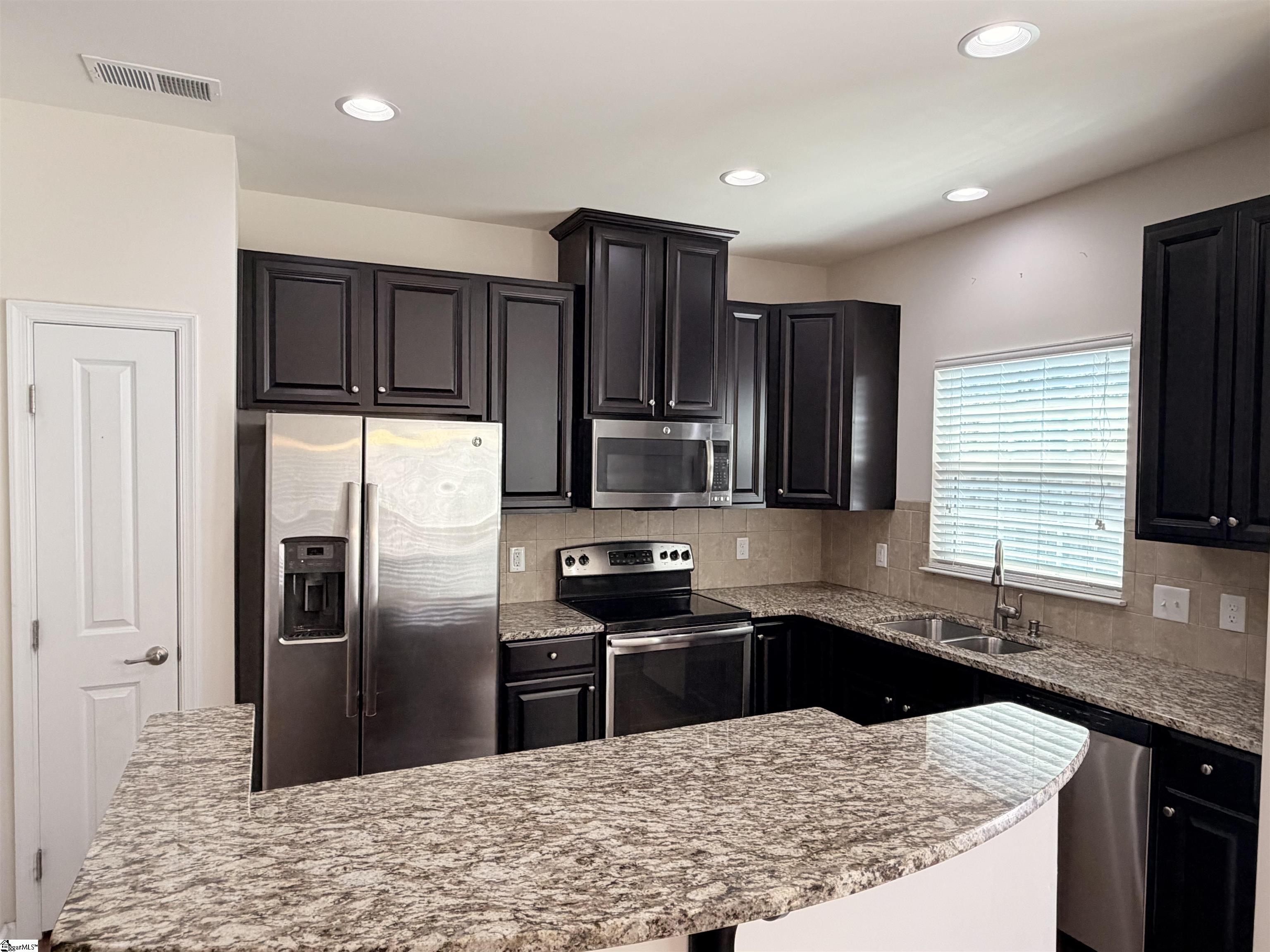 150 Awendaw Way Greenville, SC 29607 - Photo 10 of 29