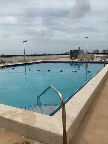 $1,900 | 13499 Biscayne Boulevard, Unit PH1704, North Miami, FL 33181