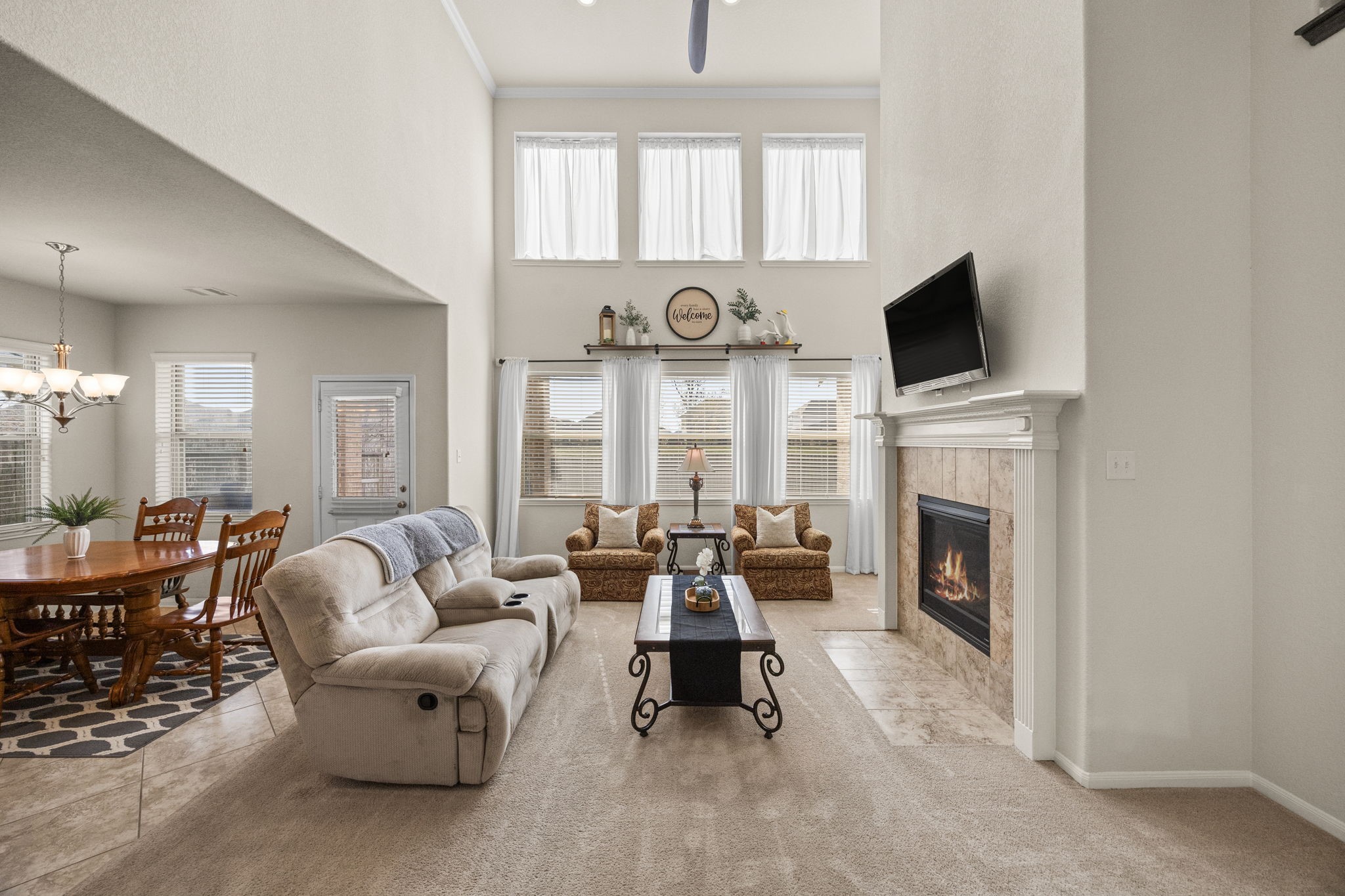 9402 Wheatfield Lane Rosenberg, TX 77469 - Photo 17 of 47 Abundance of natural light in this home!