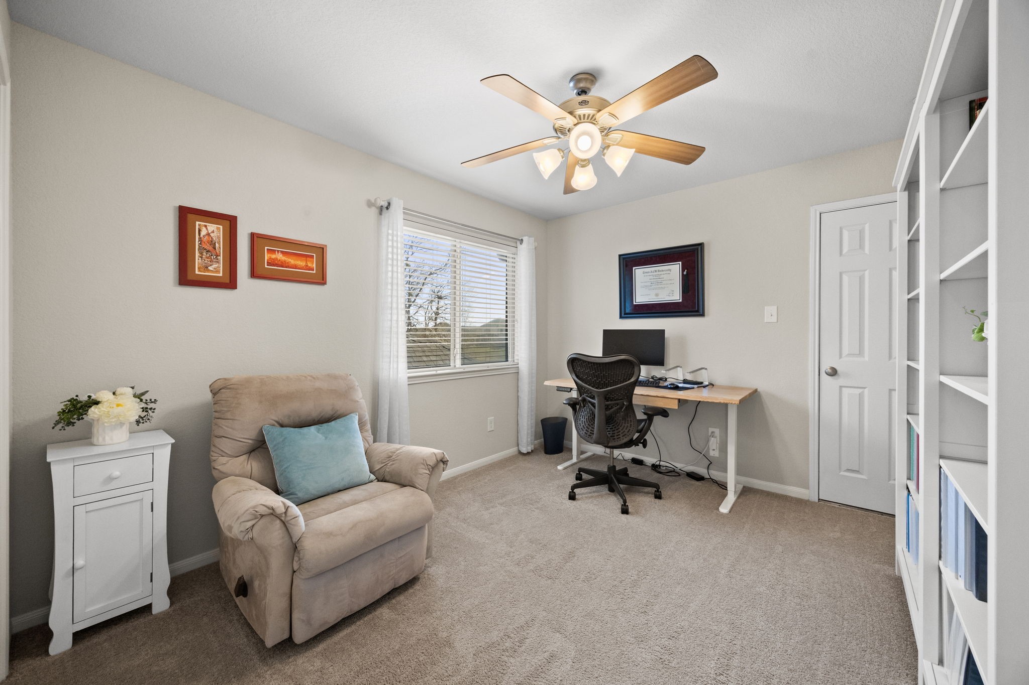 9402 Wheatfield Lane Rosenberg, TX 77469 - Photo 29 of 47 Third bedroom, upstairs.