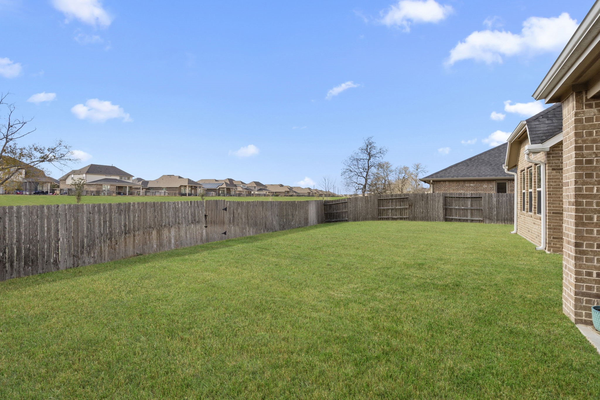9402 Wheatfield Lane Rosenberg, TX 77469 - Photo 33 of 47 No back neighbors!