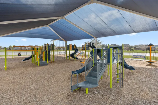 $380,000 | 9402 Wheatfield Lane, Rosenberg, TX 77469