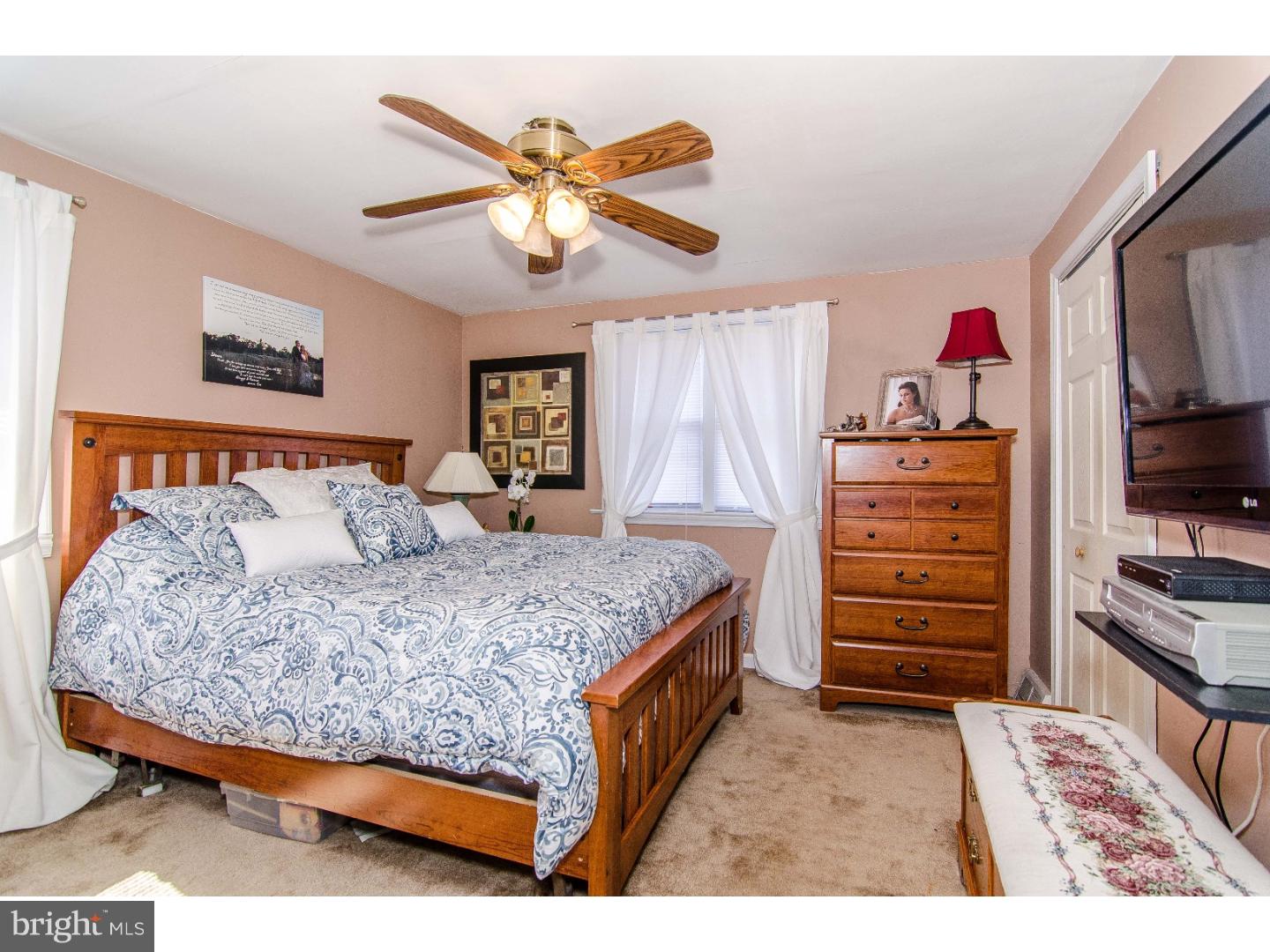 147 West Garrison Road Brookhaven, PA 19015 - Photo 9 of 14 Gallery Image 9