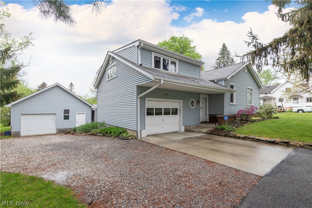 1188 Deforest Road Southeast Niles, OH 44446 - Photo 2 of 22