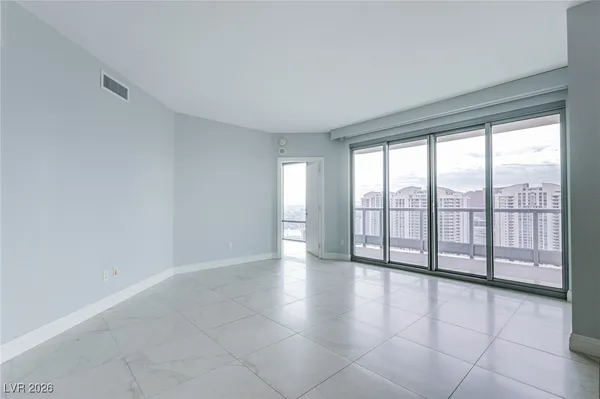 $5,000 | 222 Karen Avenue, Unit 3804, Las Vegas, NV 89109