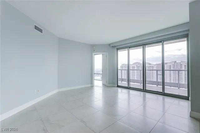 $5,000 | 222 Karen Avenue, Unit 3804, Las Vegas, NV 89109