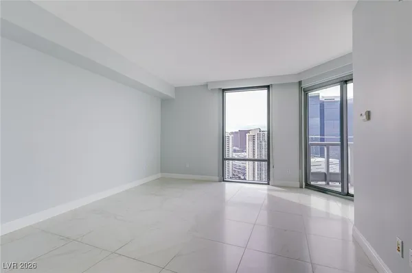 $5,000 | 222 Karen Avenue, Unit 3804, Las Vegas, NV 89109