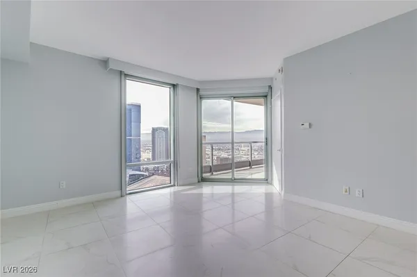 $5,000 | 222 Karen Avenue, Unit 3804, Las Vegas, NV 89109