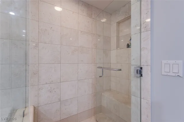 $5,000 | 222 Karen Avenue, Unit 3804, Las Vegas, NV 89109