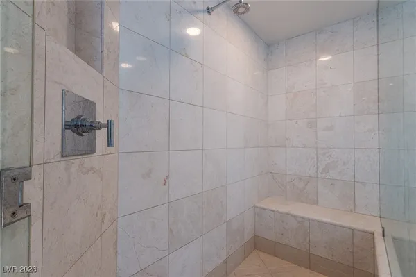 $5,000 | 222 Karen Avenue, Unit 3804, Las Vegas, NV 89109