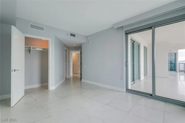 $5,000 | 222 Karen Avenue, Unit 3804, Las Vegas, NV 89109