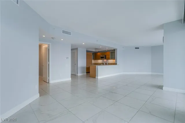 $5,000 | 222 Karen Avenue, Unit 3804, Las Vegas, NV 89109