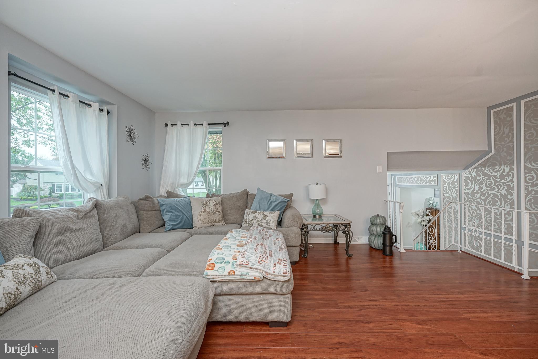 6 Brandywine Road Laurel Springs, NJ 08021 - Photo 3 of 33