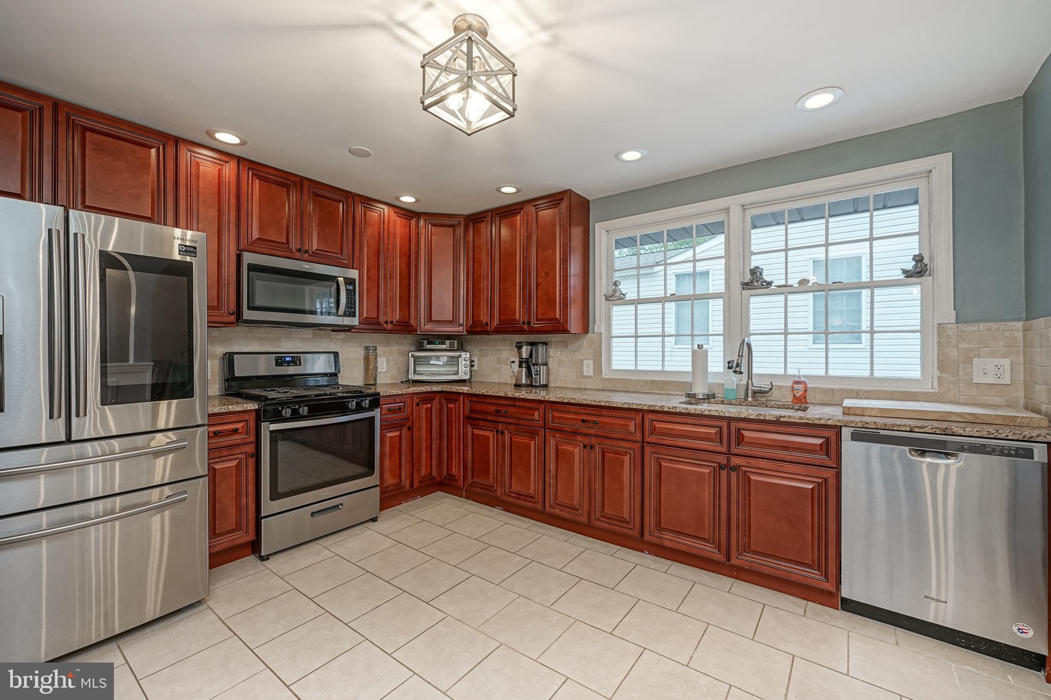 6 Brandywine Road Laurel Springs, NJ 08021 - Photo 10 of 33