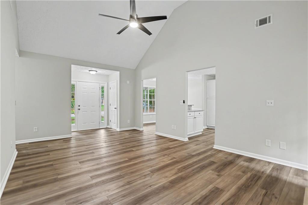 105 Spring Valley Way Covington, GA 30016 - Photo 8 of 30