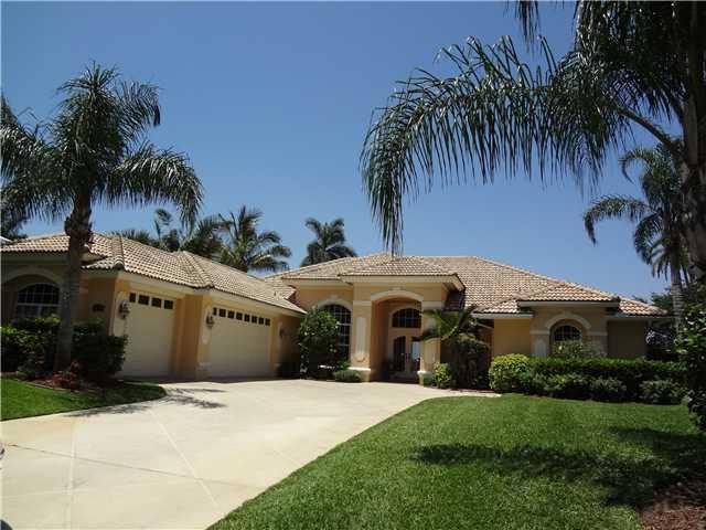 2676 Northwest S Shore Road Stuart, FL 34994 - Photo 1 of 25 Gallery Image 1