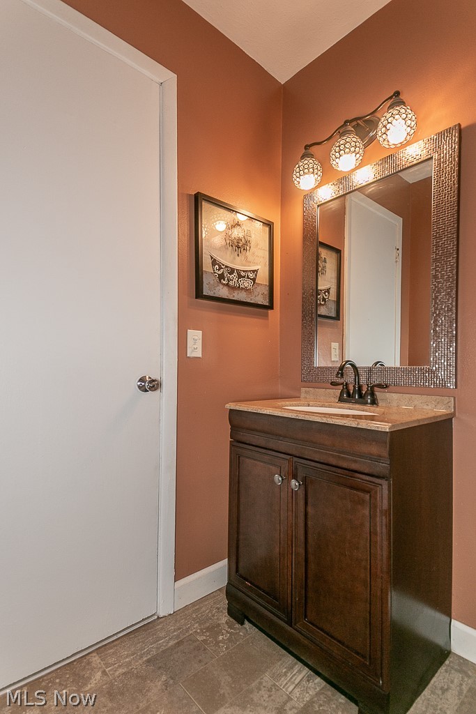 30077 Regent Road Wickliffe, OH 44092 - Photo 14 of 19 Gallery Image 14