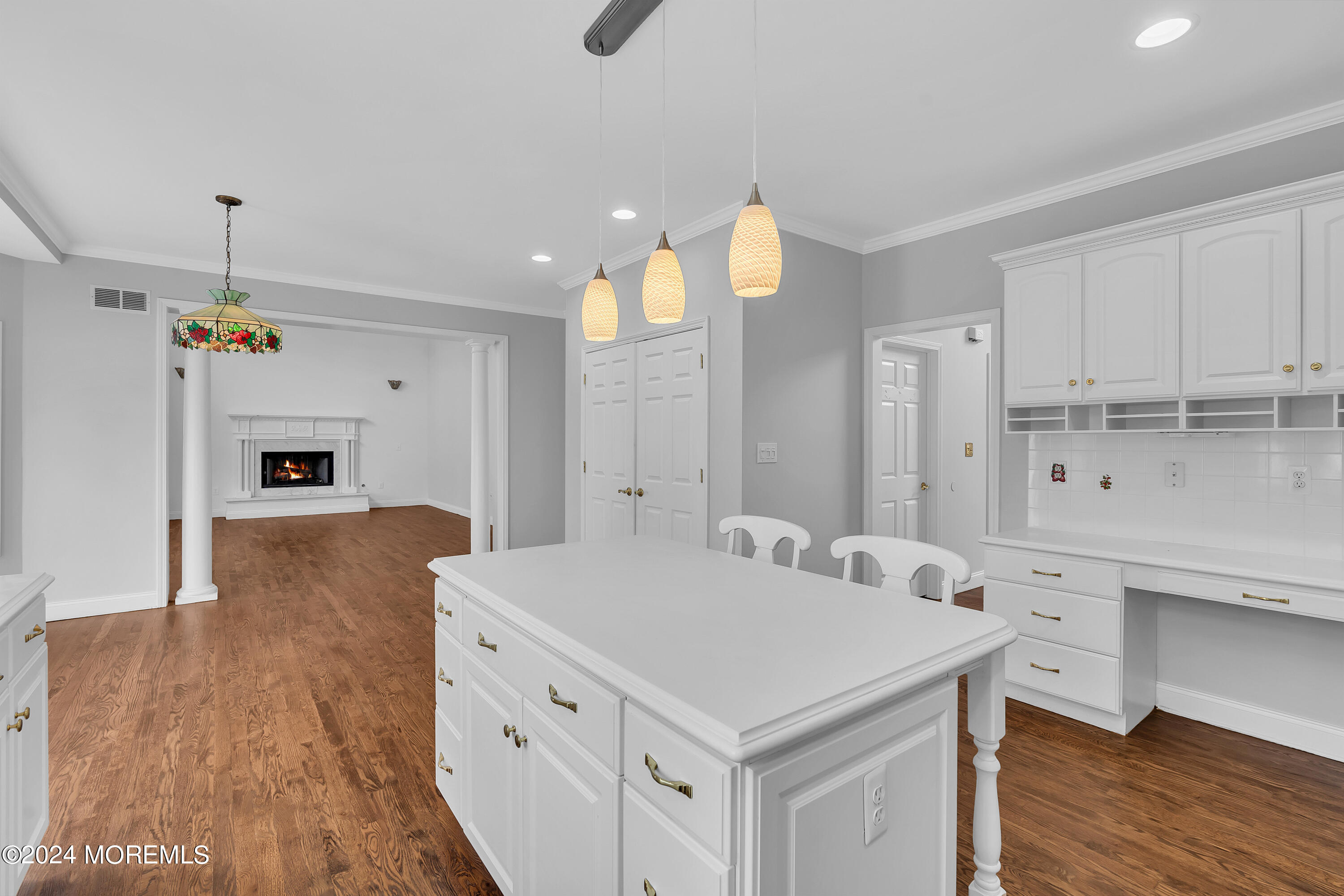 107 Autumn Road Matawan, NJ 07747 - Photo 11 of 45 FIREPLACE ENHANCED
