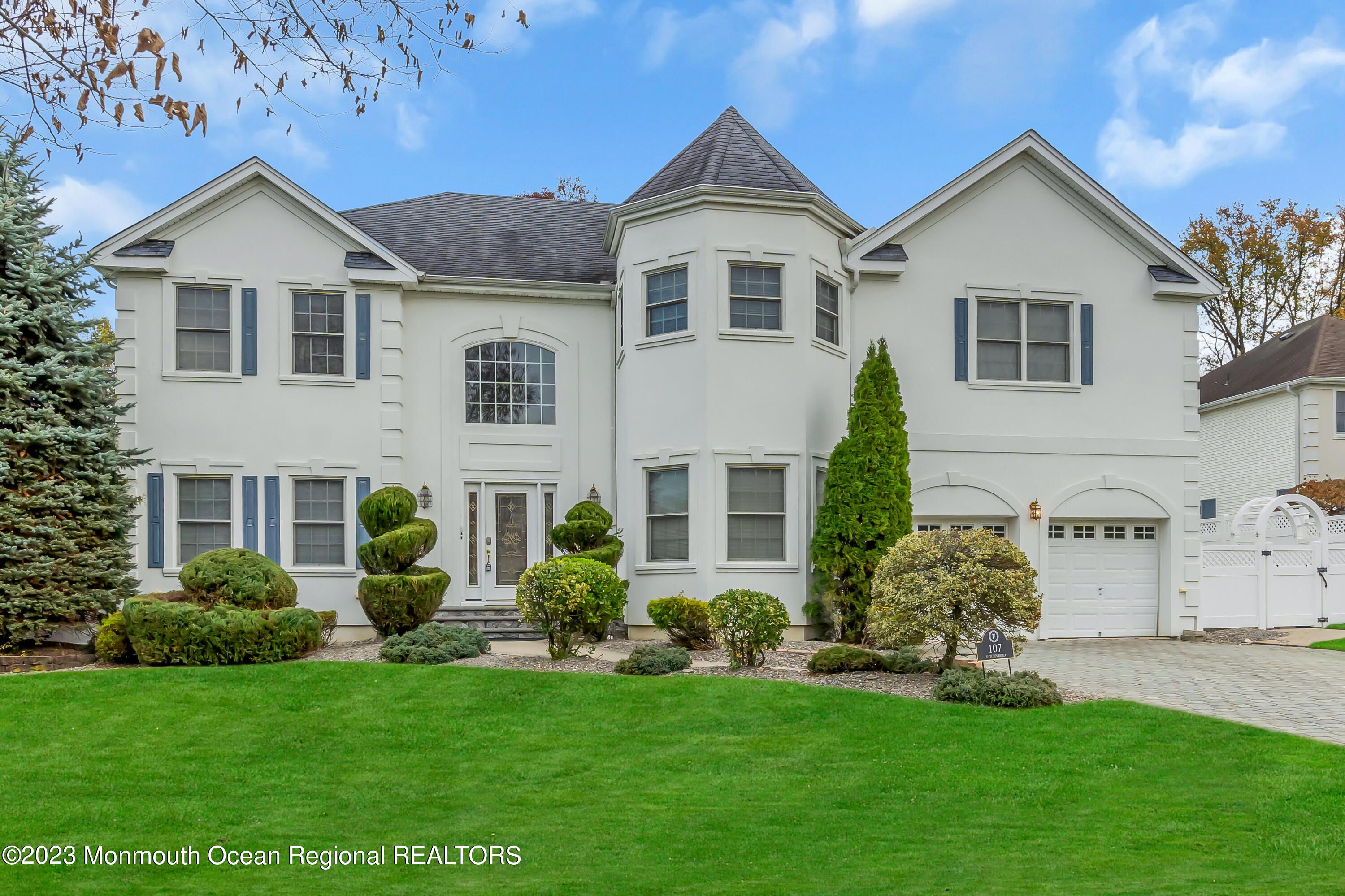 107 Autumn Road Matawan, NJ 07747 - Photo 2 of 45 .