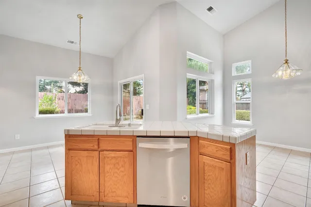 $514,999 | 9629 North Paula Avenue, Fresno, CA 93720