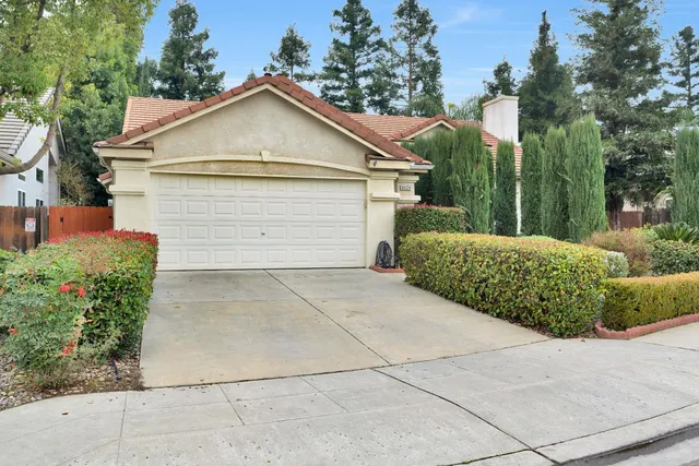 $514,999 | 9629 North Paula Avenue, Fresno, CA 93720