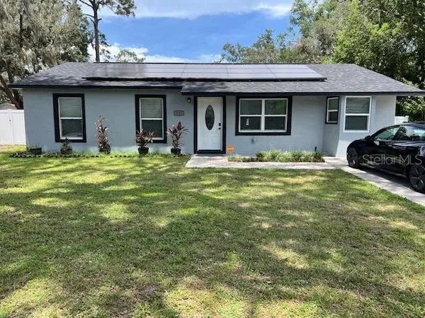 a car parked in front of a building