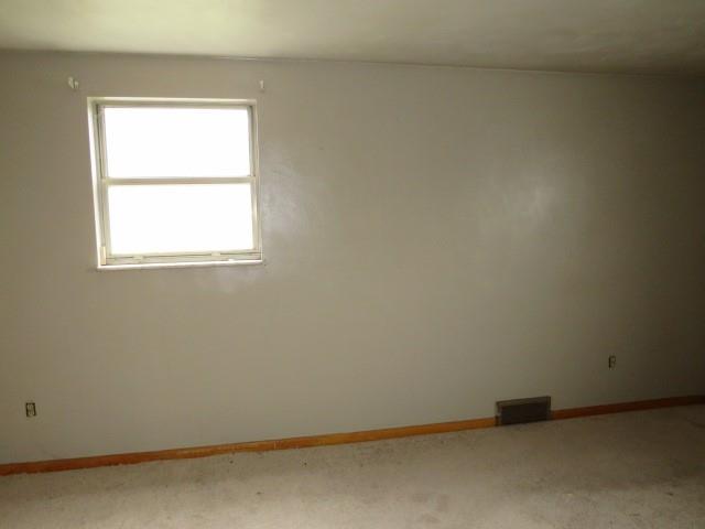 7967 Aber Road Verona, PA 15147 - Photo 10 of 25 Gallery Image 10