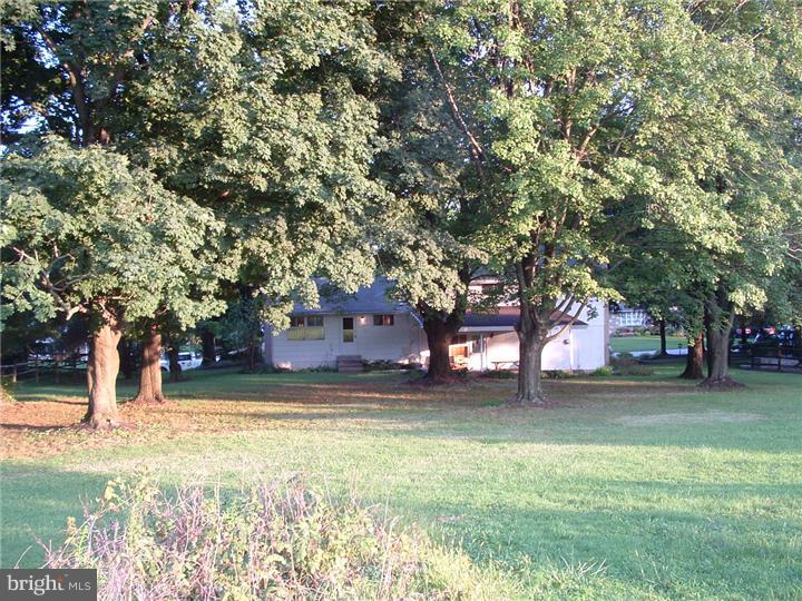 1319 Harris Road Dresher, PA 19025 - Photo 17 of 19 Exterior Back
