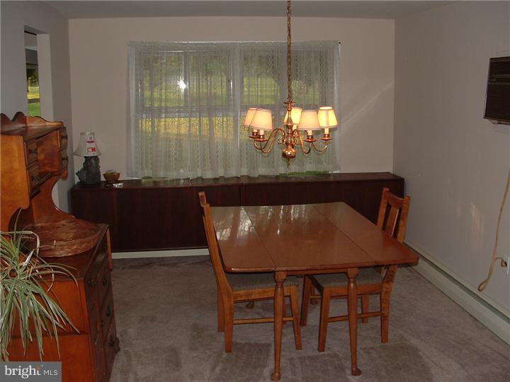 1319 Harris Road Dresher, PA 19025 - Photo 6 of 19 Dining Room