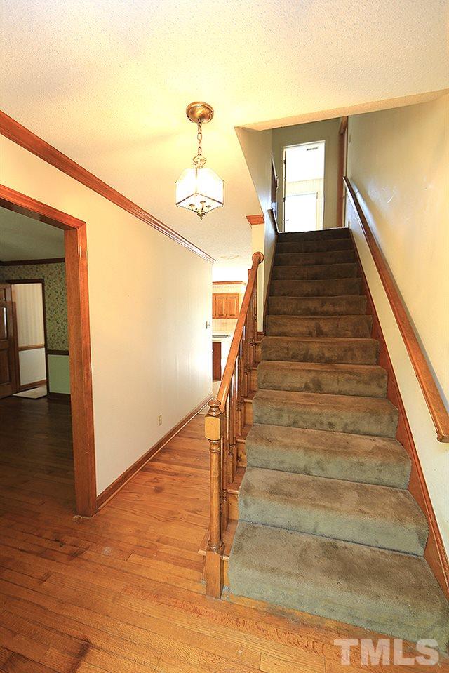 7706 Country Knoll Road Bahama, NC 27503 - Photo 7 of 19 Gallery Image 7