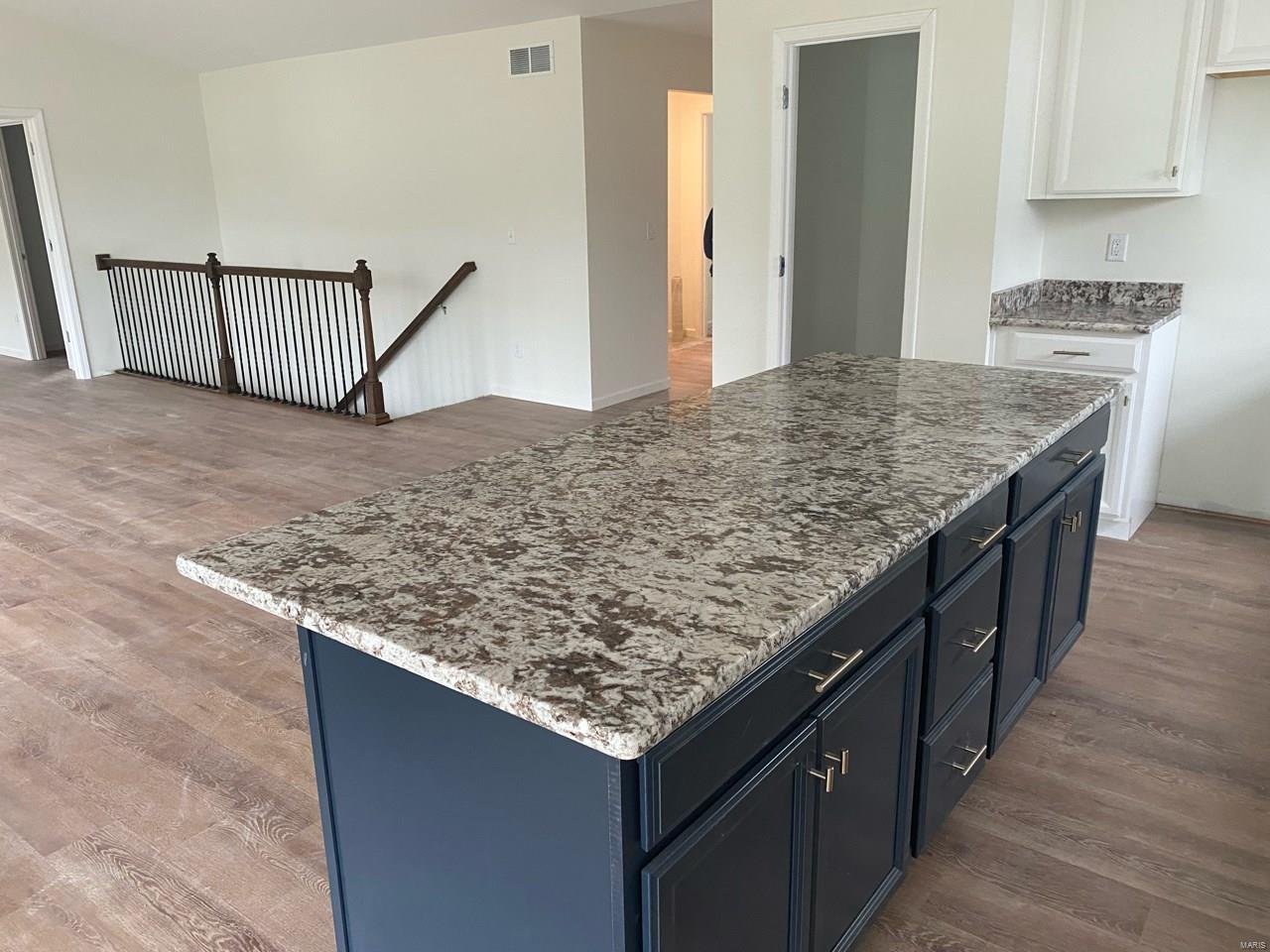 3498 Chippewa Drive Shiloh, IL 62221 - Photo 5 of 7