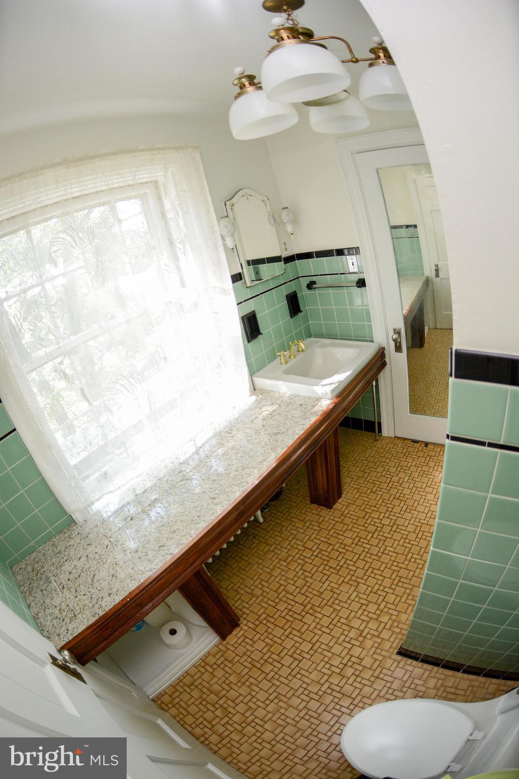831 Windsor Road Cumberland, MD 21502 - Photo 43 of 78 View #3...