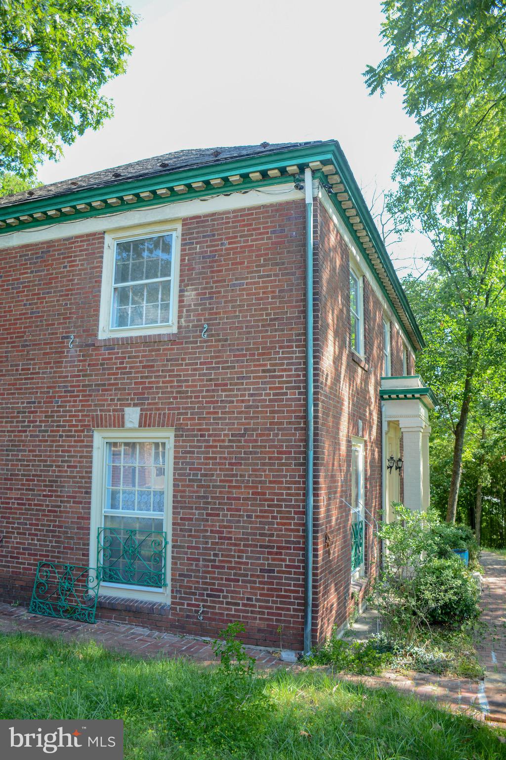 831 Windsor Road Cumberland, MD 21502 - Photo 77 of 78 Front and corner...
