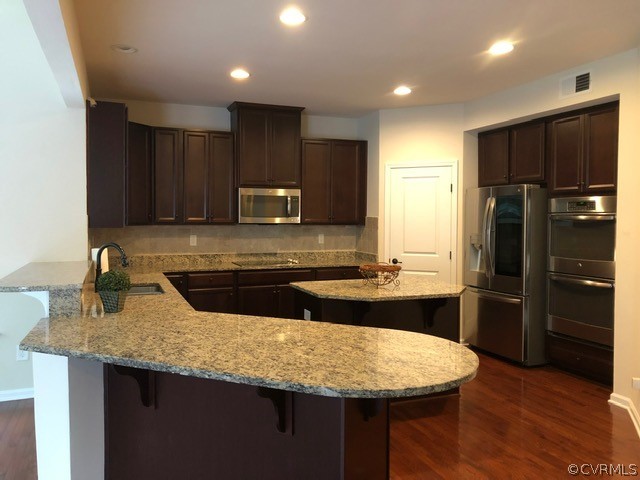 8513 Foster Ridge Terrace Moseley, VA 23120 - Photo 4 of 30 Gallery Image 4