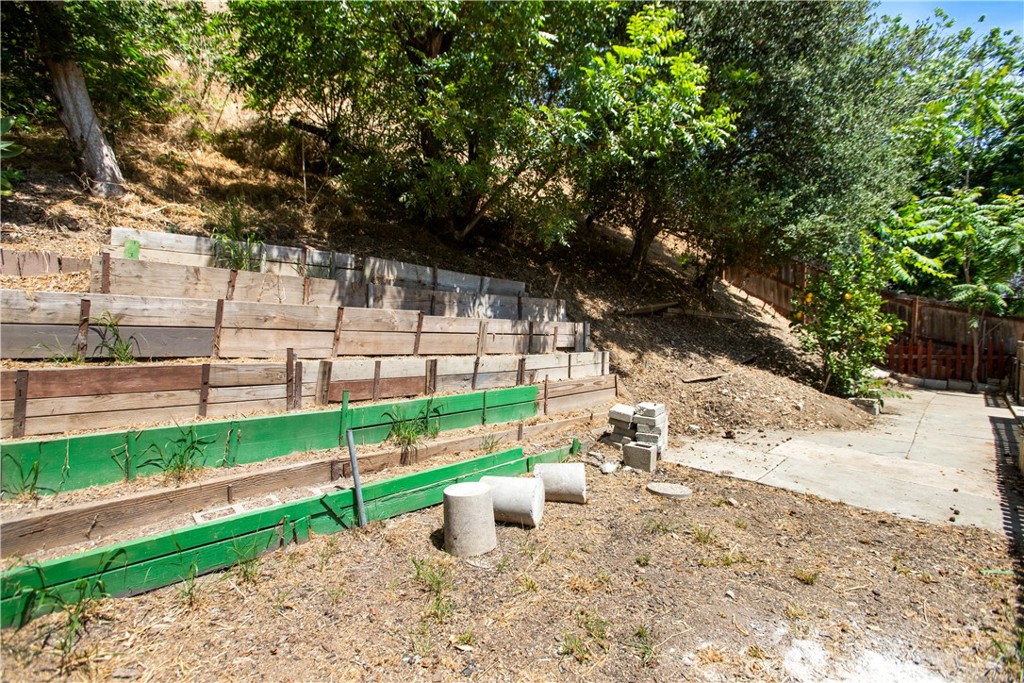 5335 Monterey Road Los Angeles, CA 90042 - Photo 29 of 33