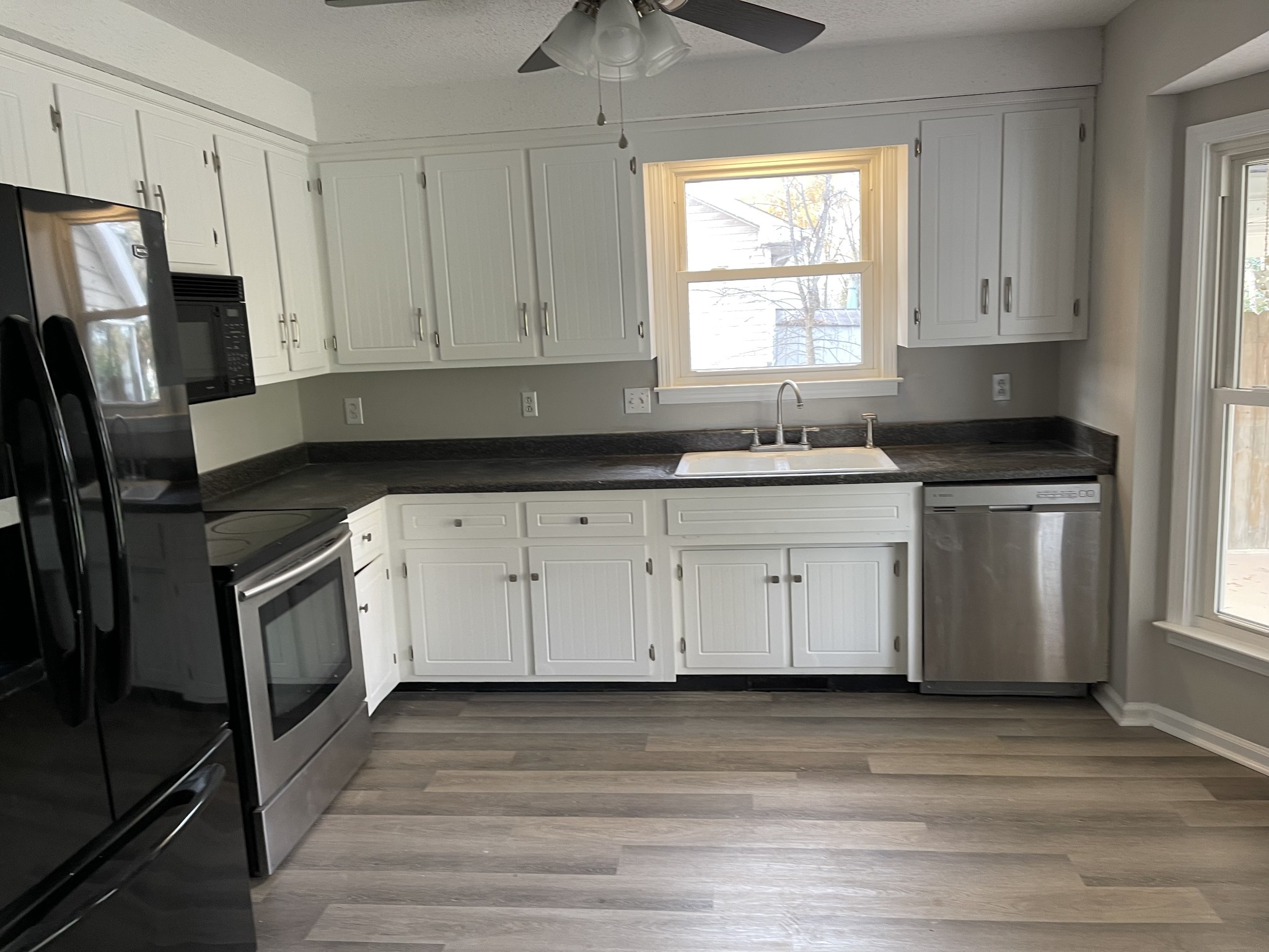 761 Needmore Road Clarksville, TN 37040 - Photo 5 of 8