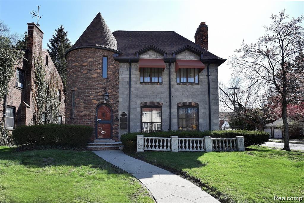 20400 Stratford Road Detroit, MI 48221 - Photo 2 of 27