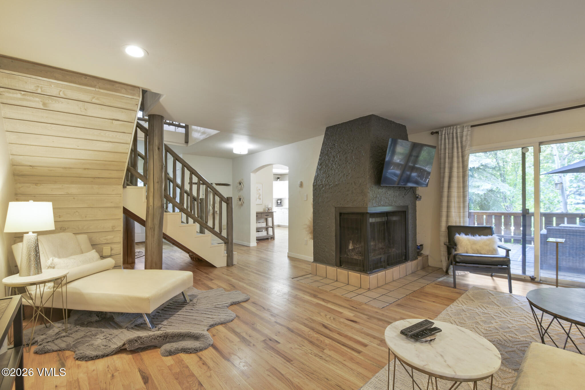87 Deer Run Eagle-Vail, CO 81620 - Photo 5 of 36 87 deer run - MLS Sized - 013 - 09 Livin