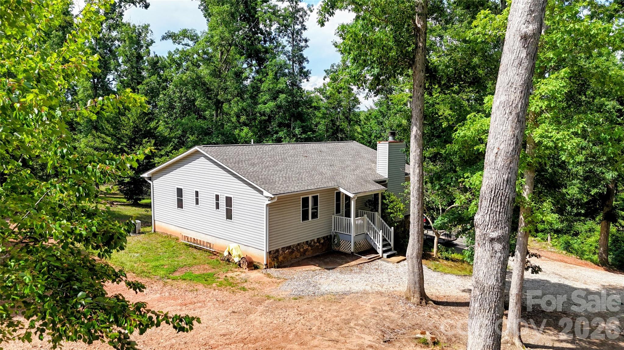 1943 Landrum Road Columbus, NC 28722 - Photo 3 of 19