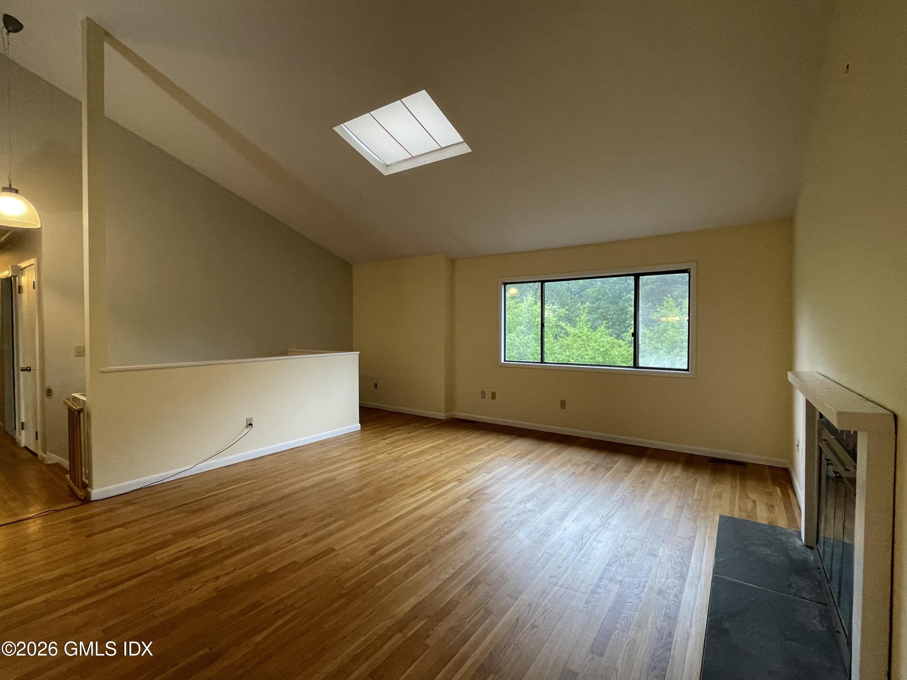 21 Windsor Lane Cos Cob, CT 06807 - Photo 3 of 24 vaulted living room