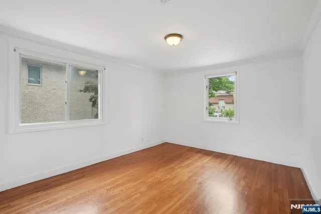 $1,048,000 | 502 Summit Street, Englewood Cliffs, NJ 07632