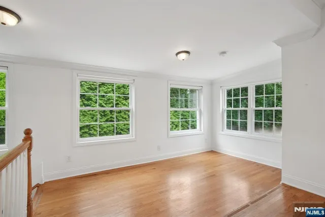 $1,048,000 | 502 Summit Street, Englewood Cliffs, NJ 07632