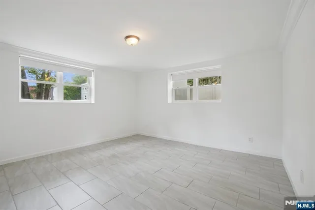 $1,048,000 | 502 Summit Street, Englewood Cliffs, NJ 07632