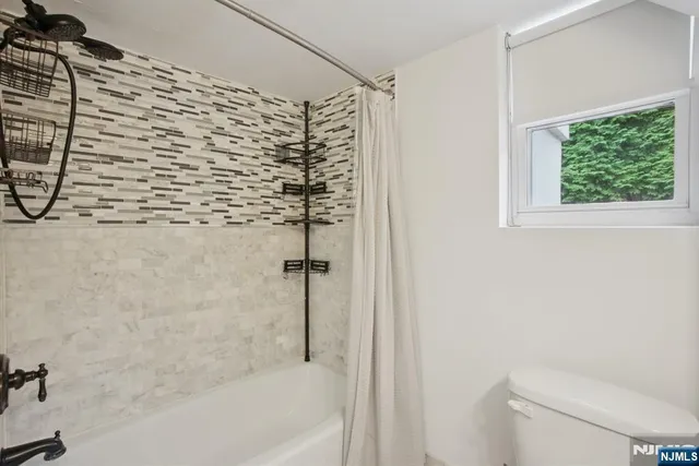 $1,048,000 | 502 Summit Street, Englewood Cliffs, NJ 07632