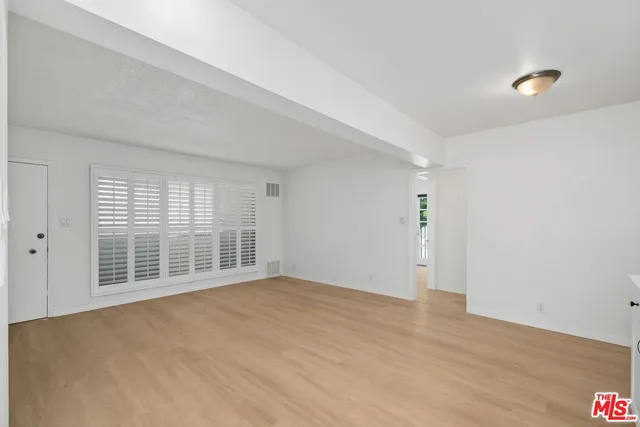 $2,900 | 2621 South Centinela Avenue, Unit 7, Santa Monica, CA 90405