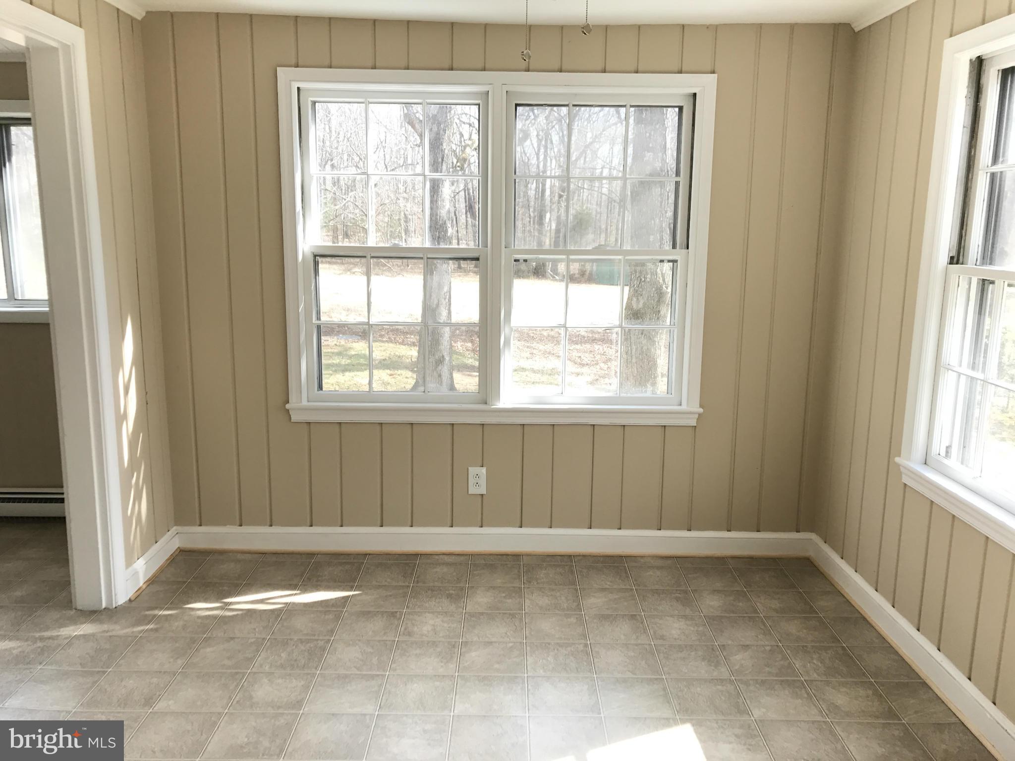 12009 Smithfield Road Manassas, VA 20112 - Photo 14 of 25 Dining Room