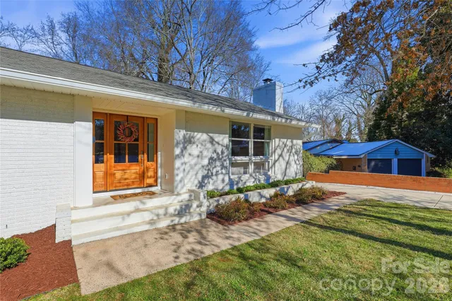 $775,000 | 5345 Murrayhill Road, Charlotte, NC 28210