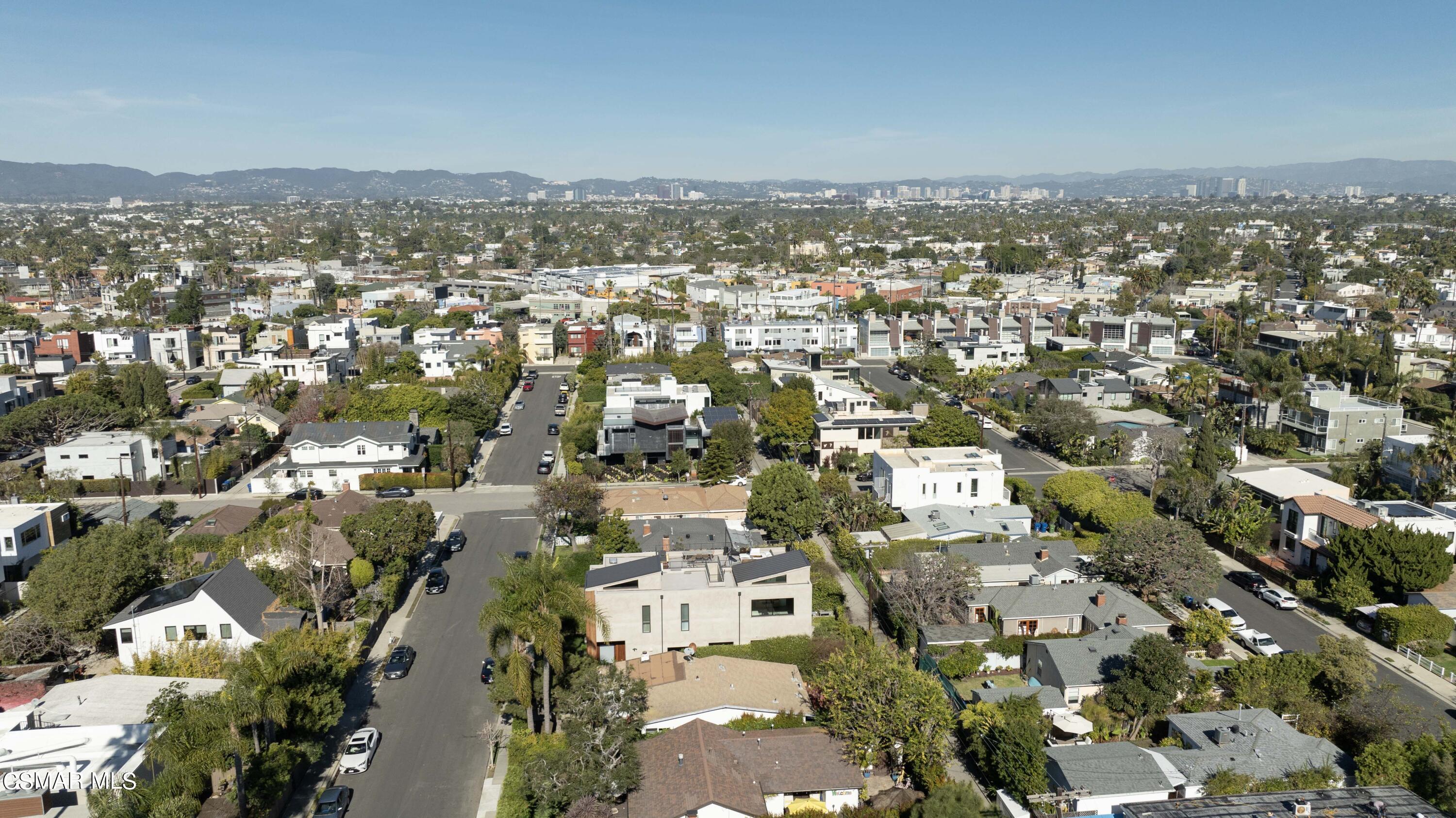 2420 Frey Avenue Venice, CA 90291 - Photo 23 of 24 an aerial view of residential building with city view