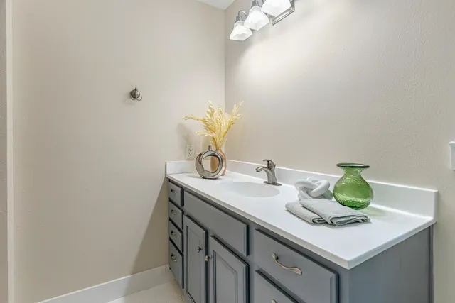 $565,000 | 274 Kidd Street, Fort Walton Beach, FL 32548